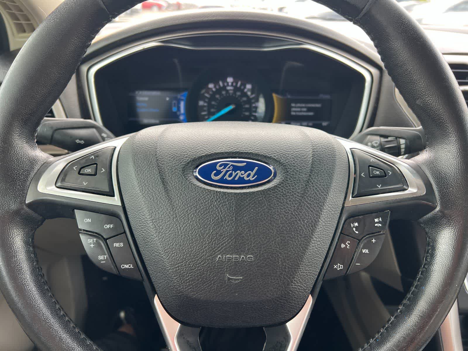 Thumbnail: 2017 Ford Fusion - 24