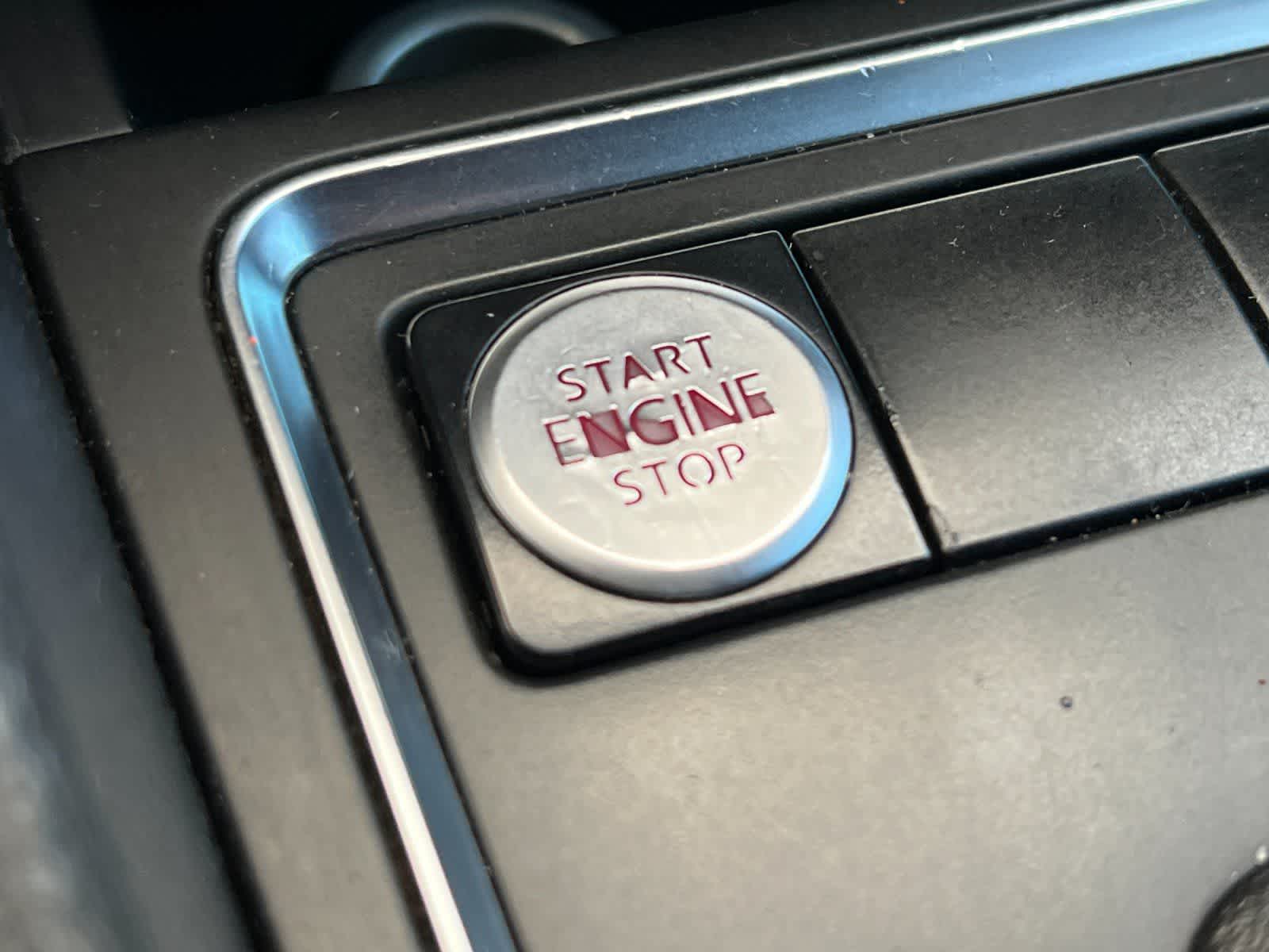 Thumbnail: 2015 Volkswagen Jetta - 21