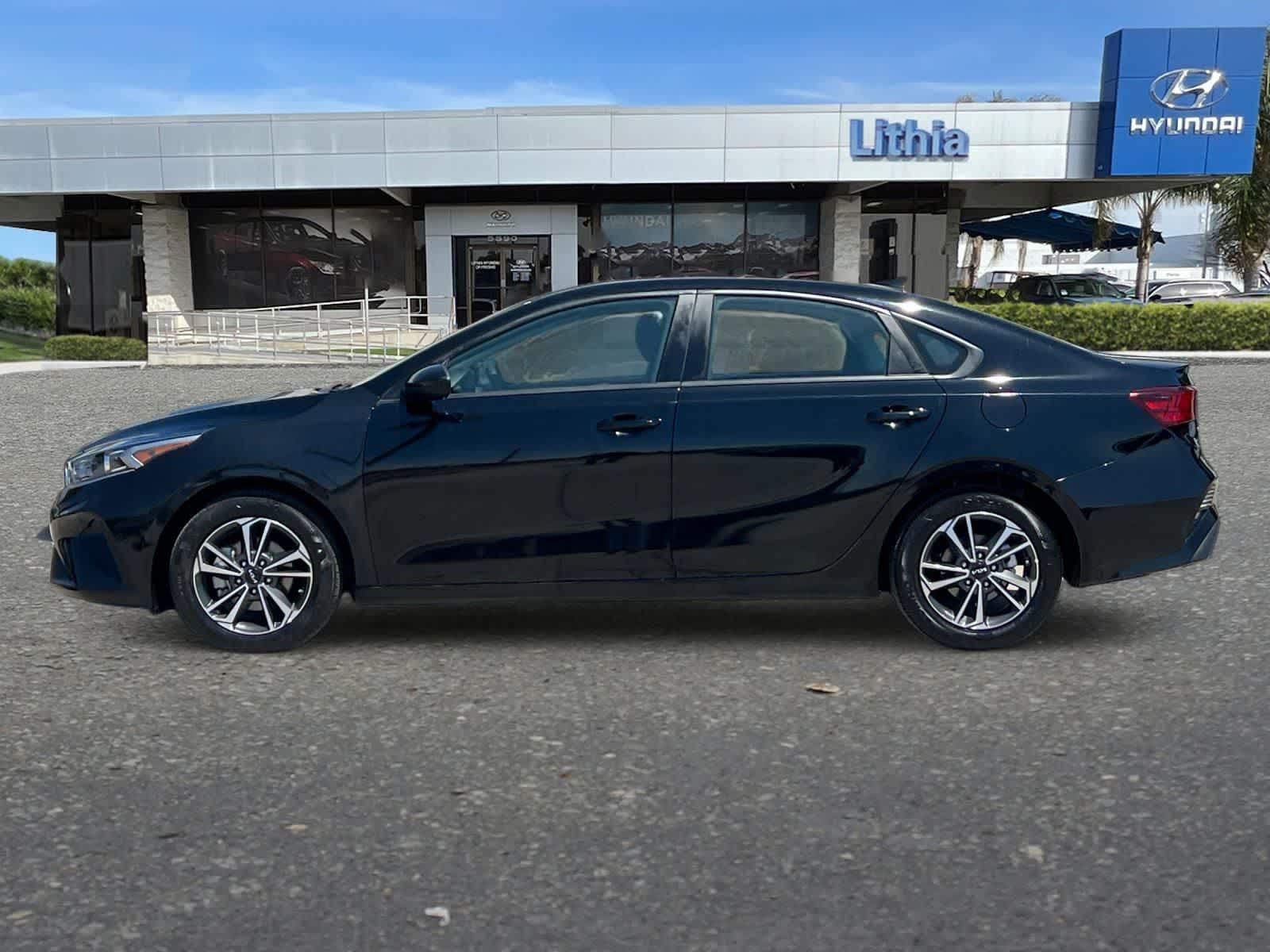 Thumbnail: 2024 Kia Forte - 5