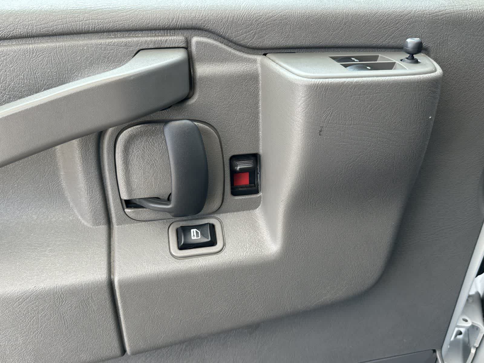 Thumbnail: 2021 Chevrolet Express - 13