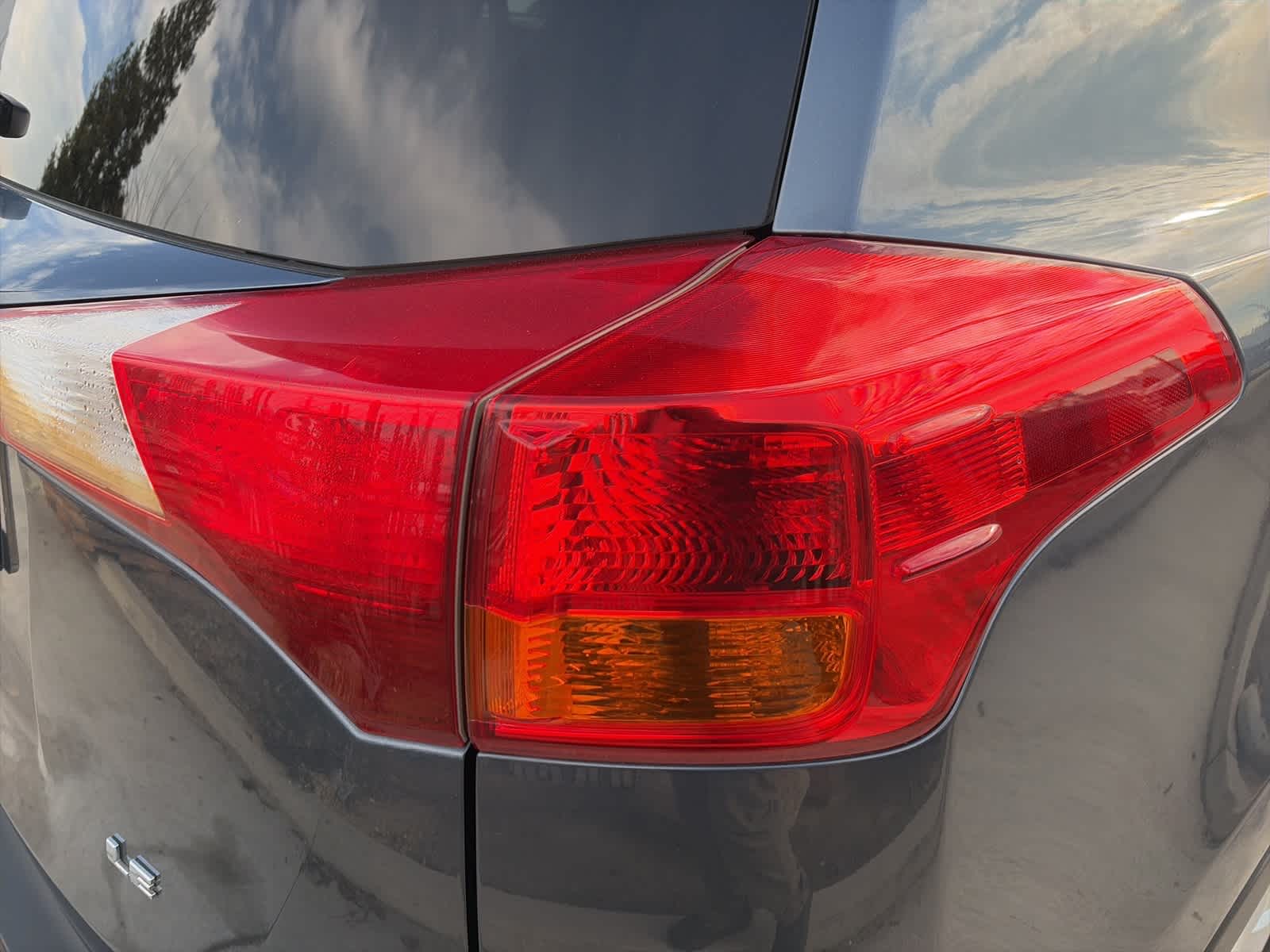 Thumbnail: 2013 Toyota RAV4 - 9