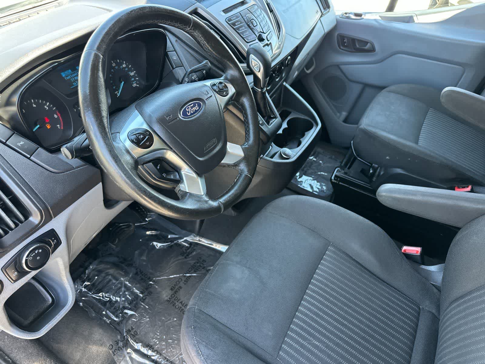 Thumbnail: 2017 Ford Transit Series - 12