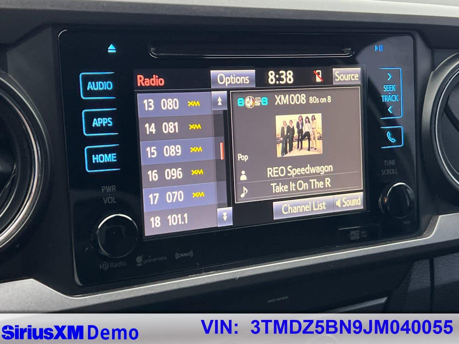 Thumbnail: 2018 Toyota Tacoma - 30