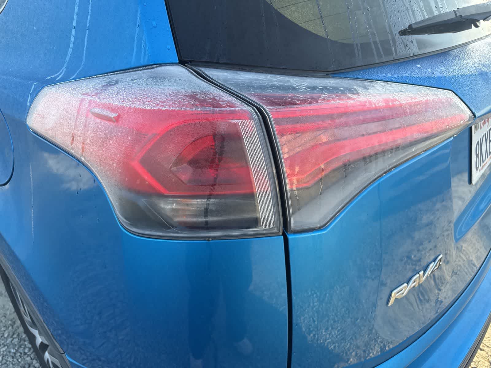 Thumbnail: 2017 Toyota RAV4 - 10