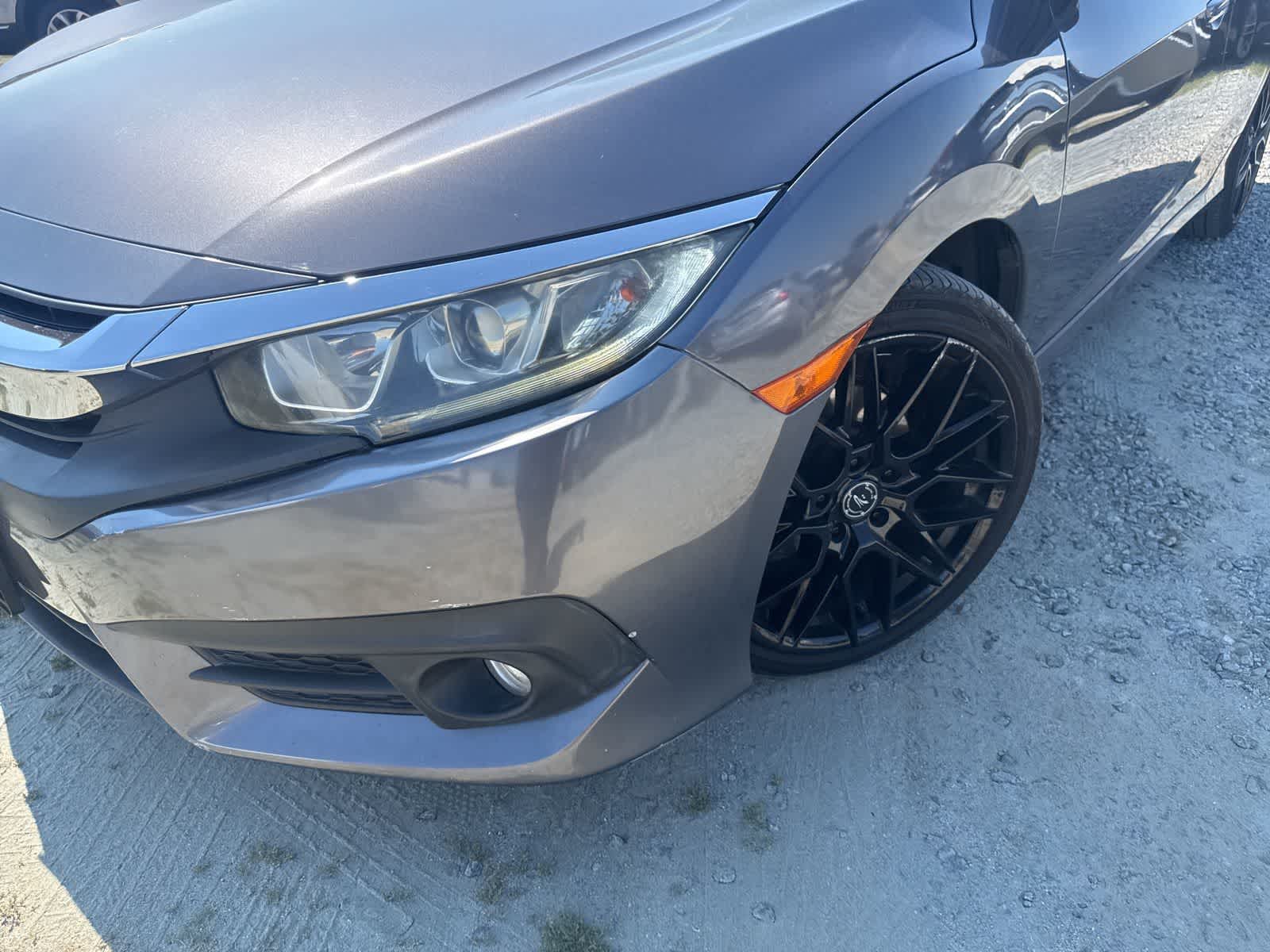 Thumbnail: 2016 Honda Civic - 9