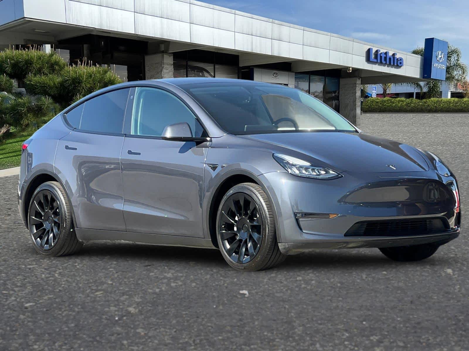 Thumbnail: 2023 Tesla Model Y - 9