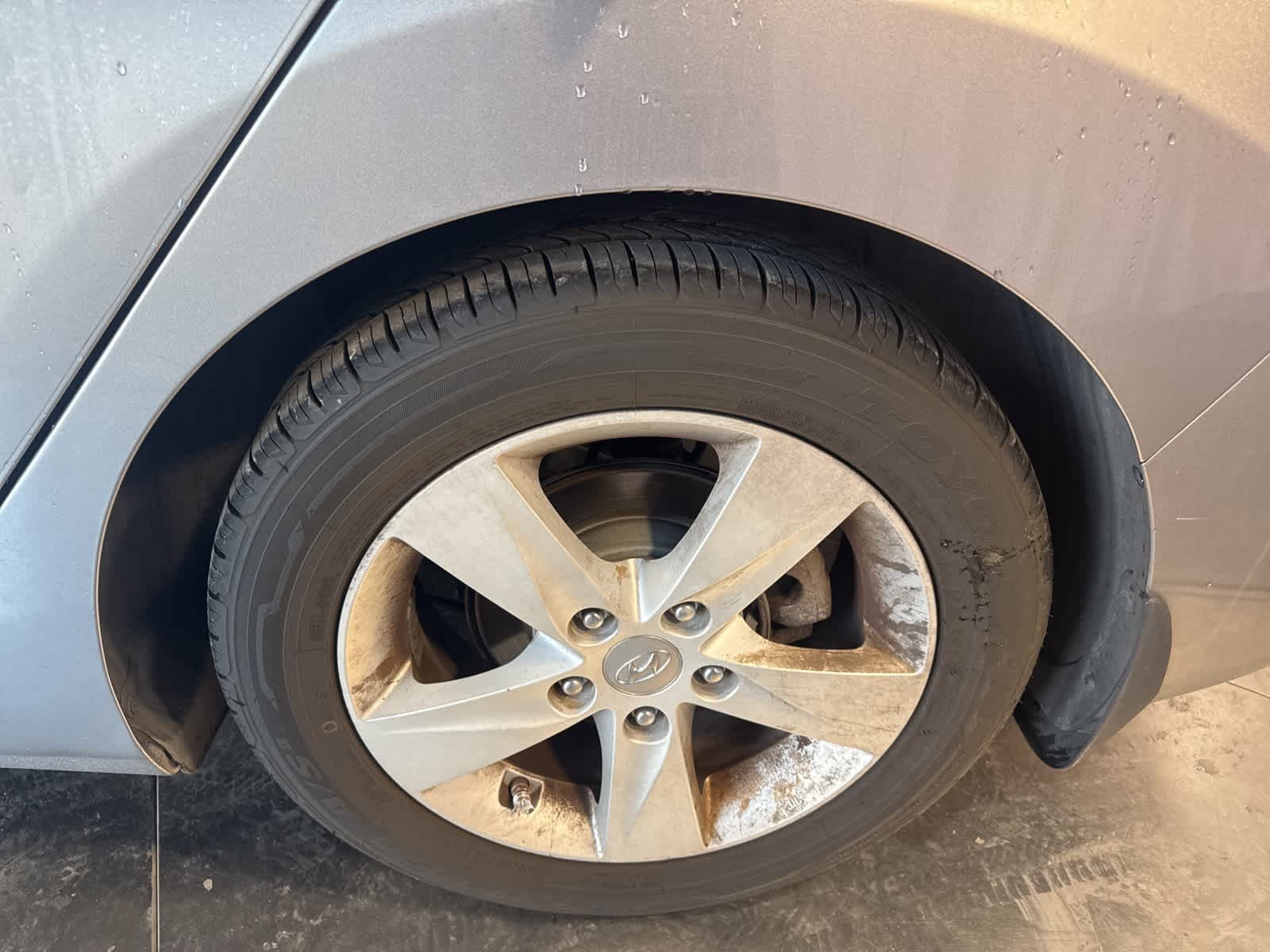 Thumbnail: 2013 Hyundai Elantra - 14