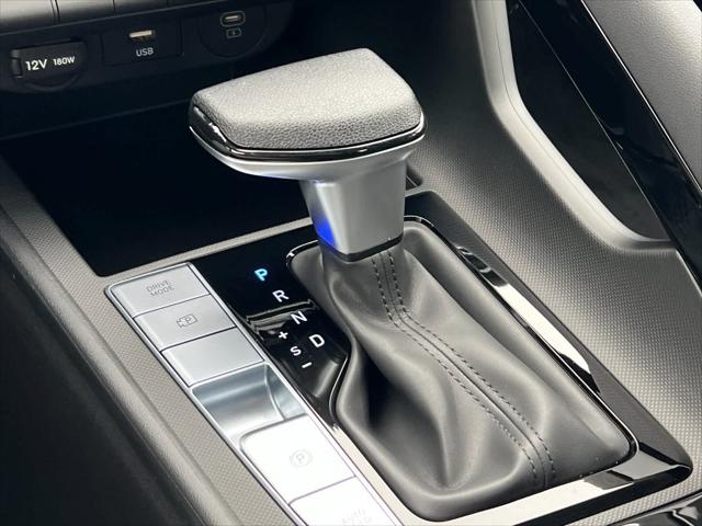 2025 Hyundai Elantra Blue 20