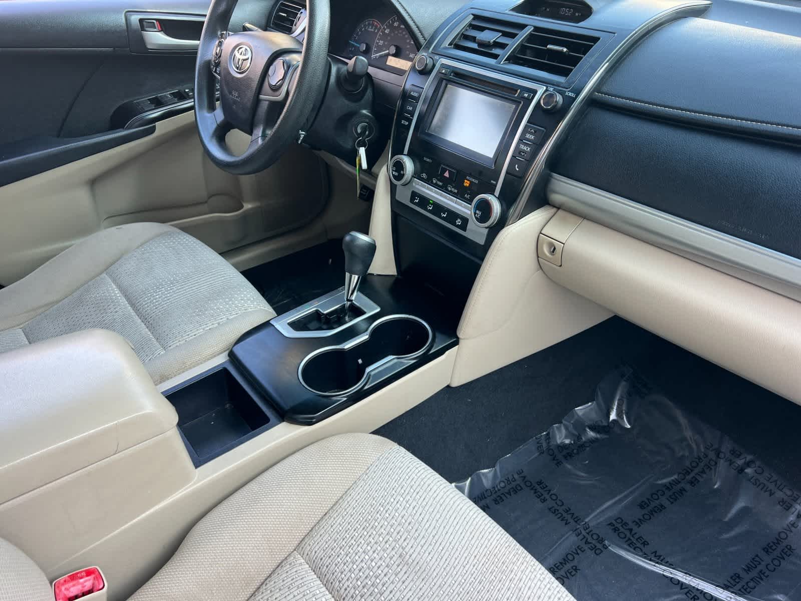 Thumbnail: 2014 Toyota Camry - 16