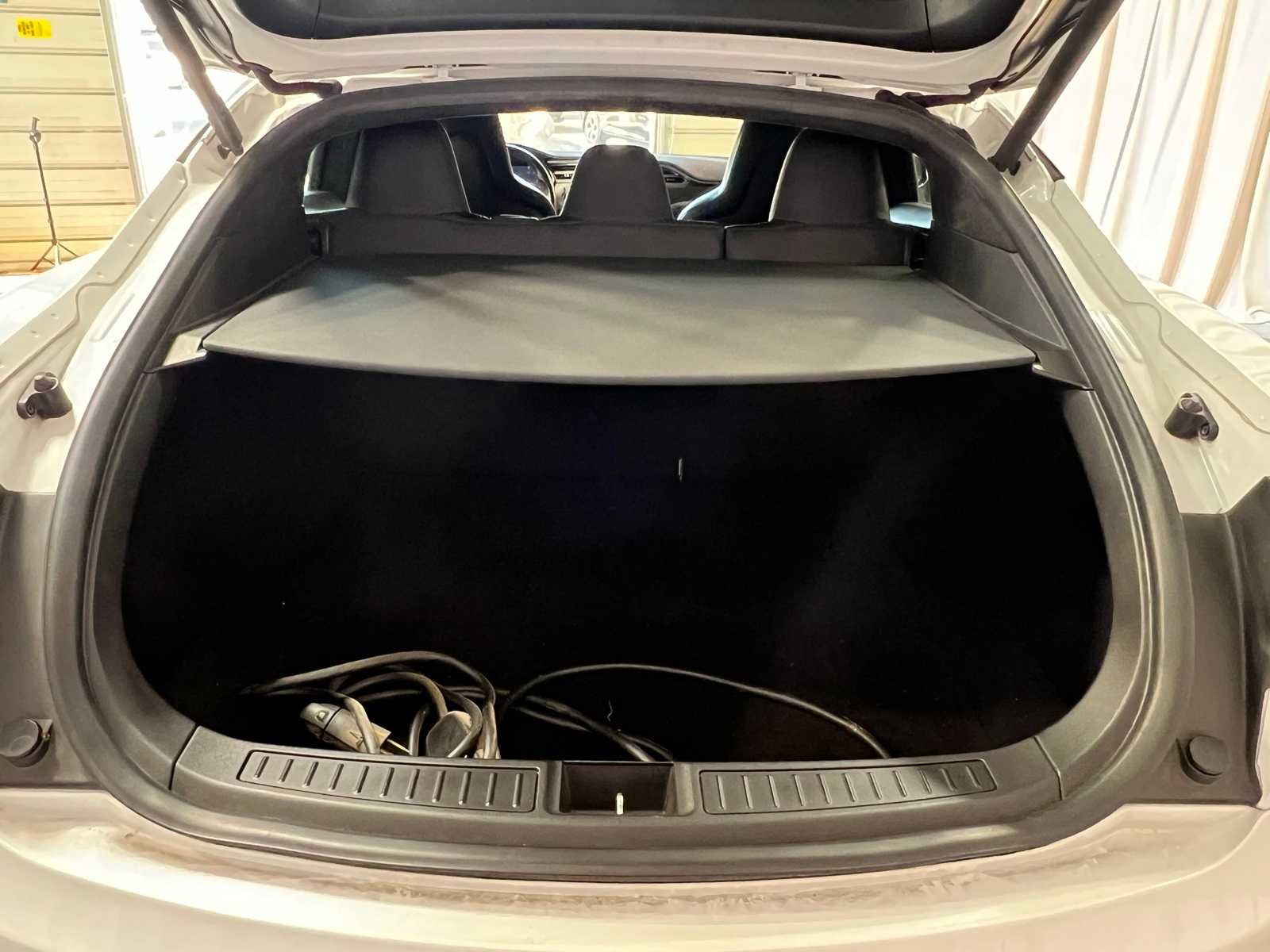 Thumbnail: 2015 Tesla Model S - 10