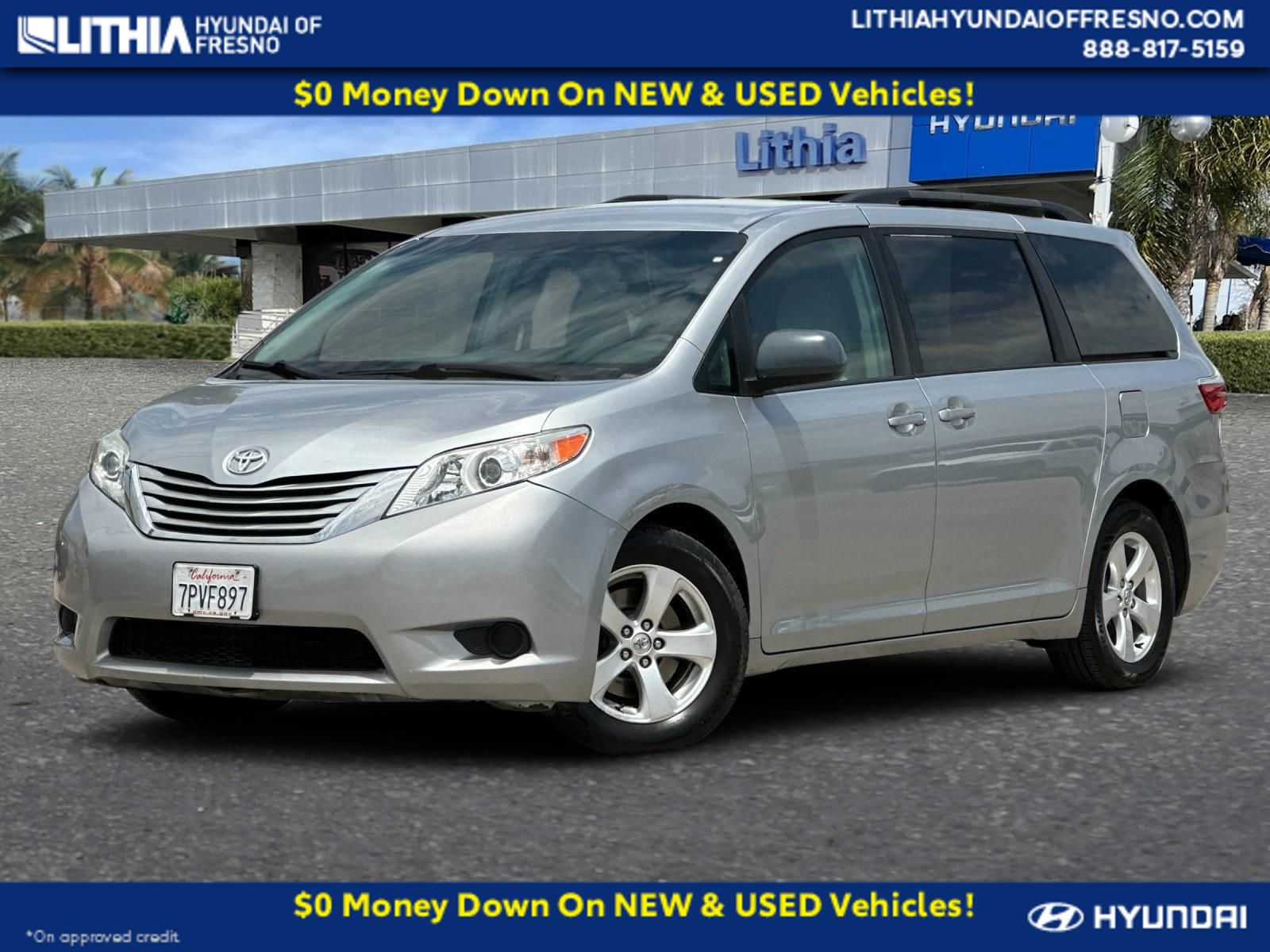 2016 Toyota Sienna LE -
                  Fresno, CA