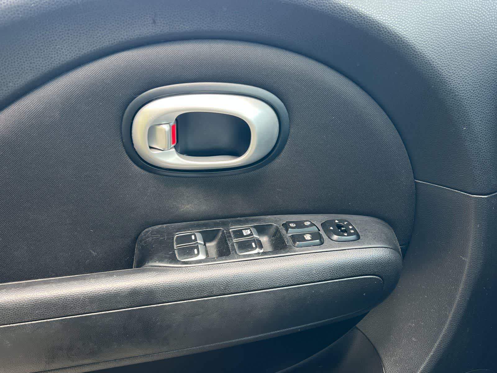 Thumbnail: 2017 Kia Soul - 13