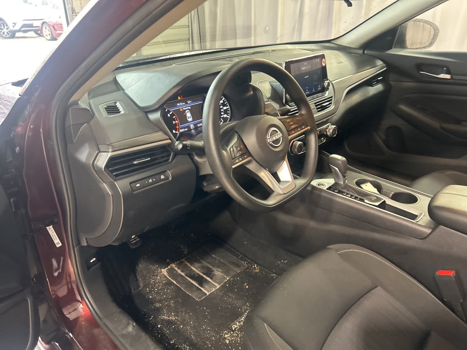 Thumbnail: 2025 Nissan Altima - 23