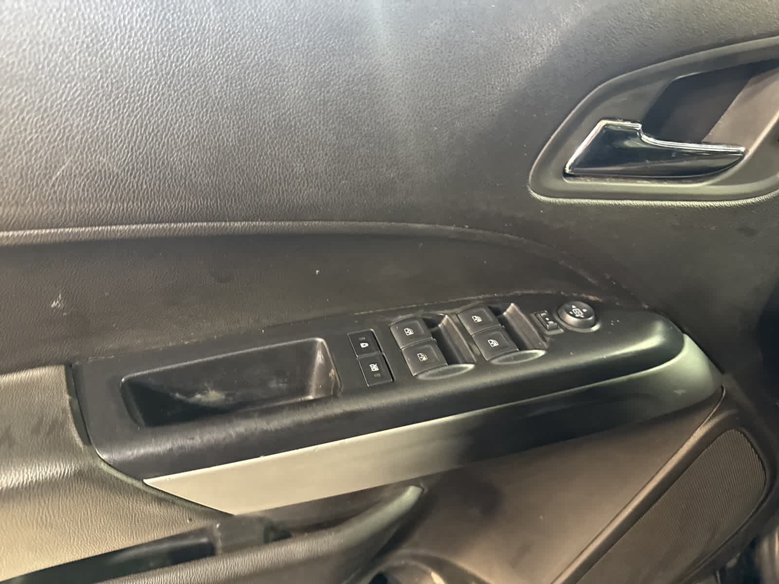 Thumbnail: 2016 Chevrolet Colorado - 19