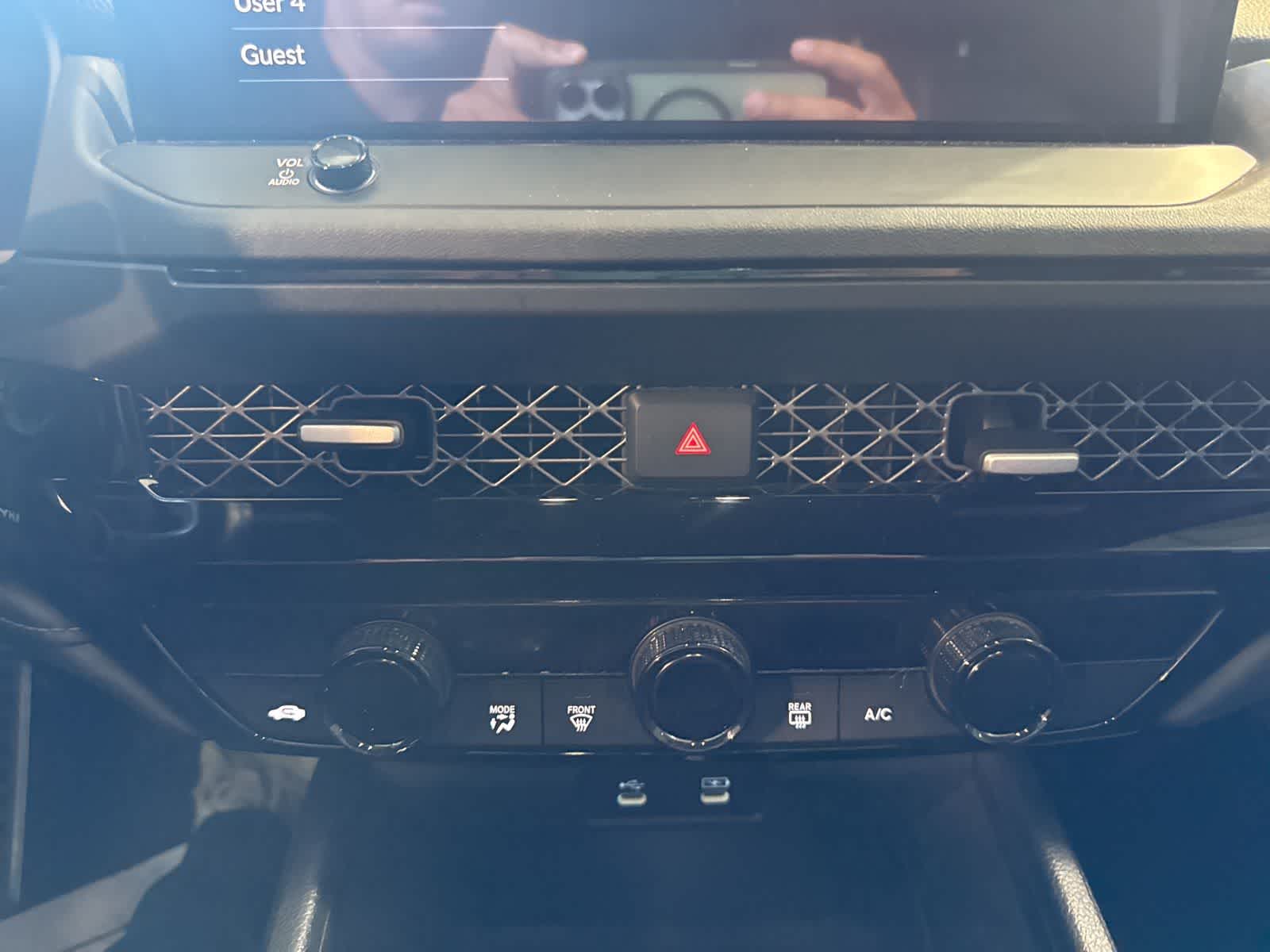 Thumbnail: 2023 Honda Accord - 28