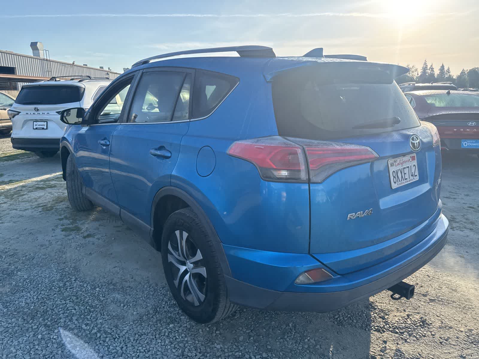 Thumbnail: 2017 Toyota RAV4 - 7