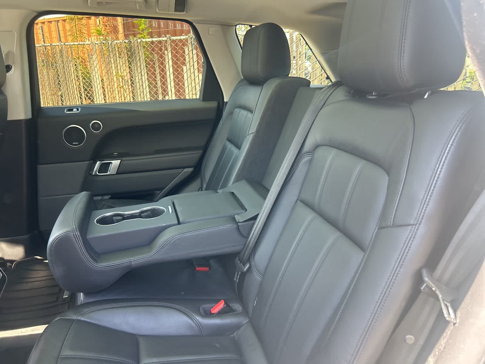 Thumbnail: 2019 Land Rover Range Rover Sport - 18