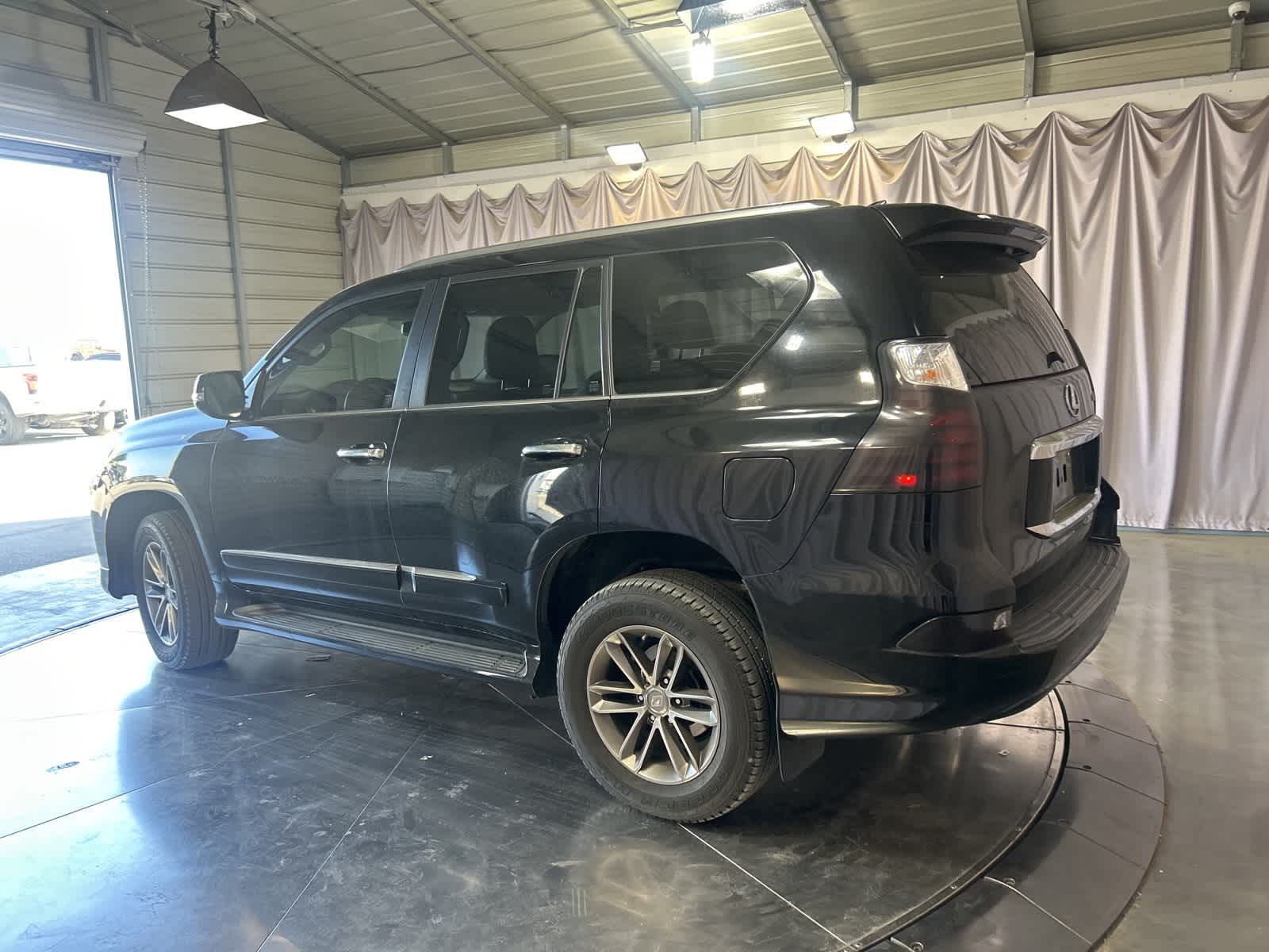 Thumbnail: 2018 Lexus GX - 13