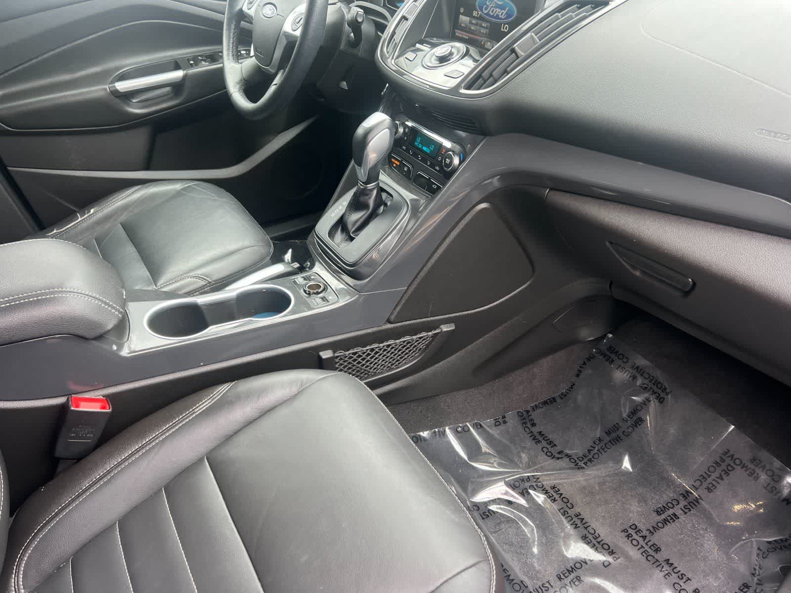 Thumbnail: 2015 Ford Escape - 17