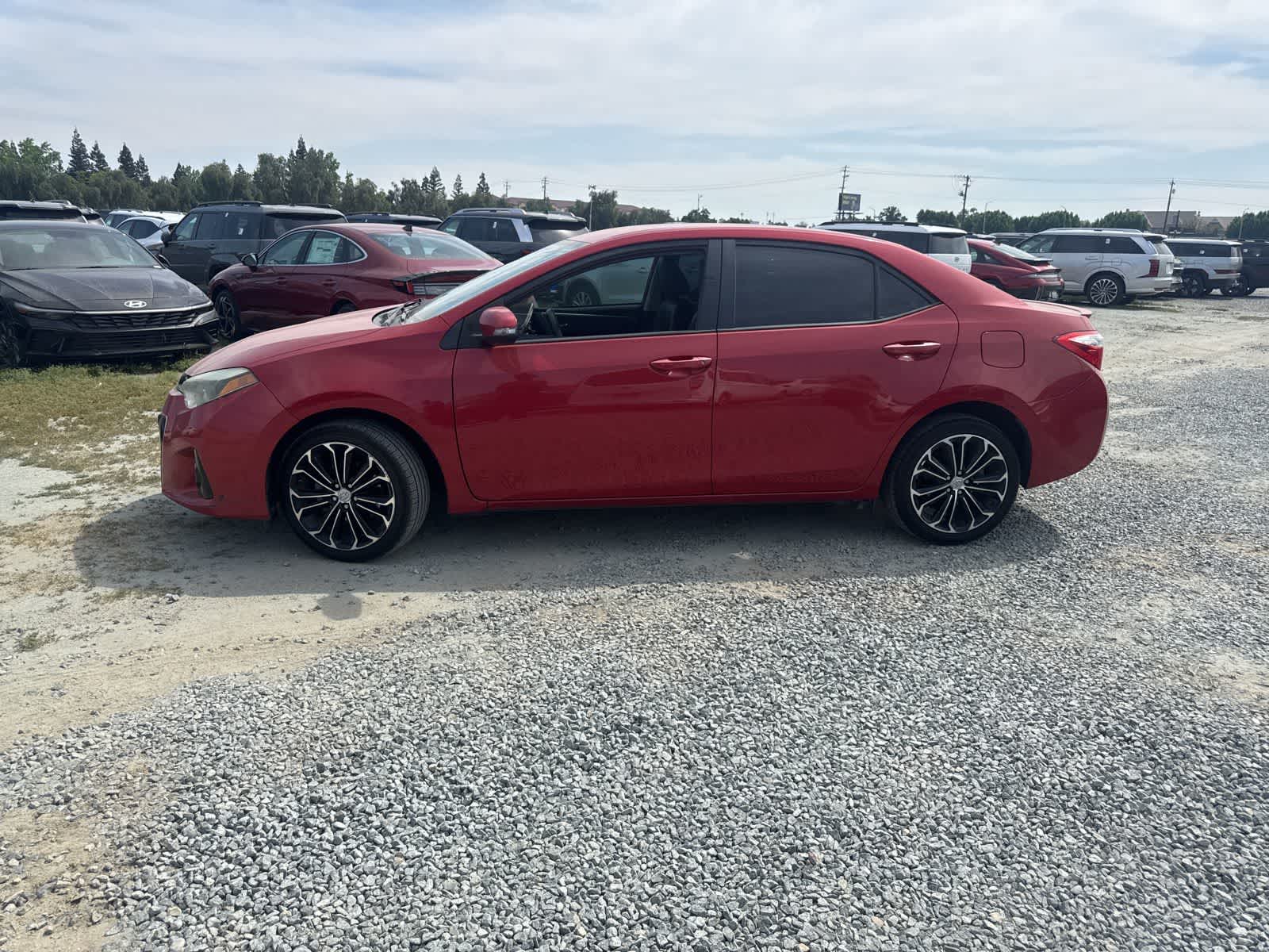 2014 Toyota Corolla S Plus photo 3