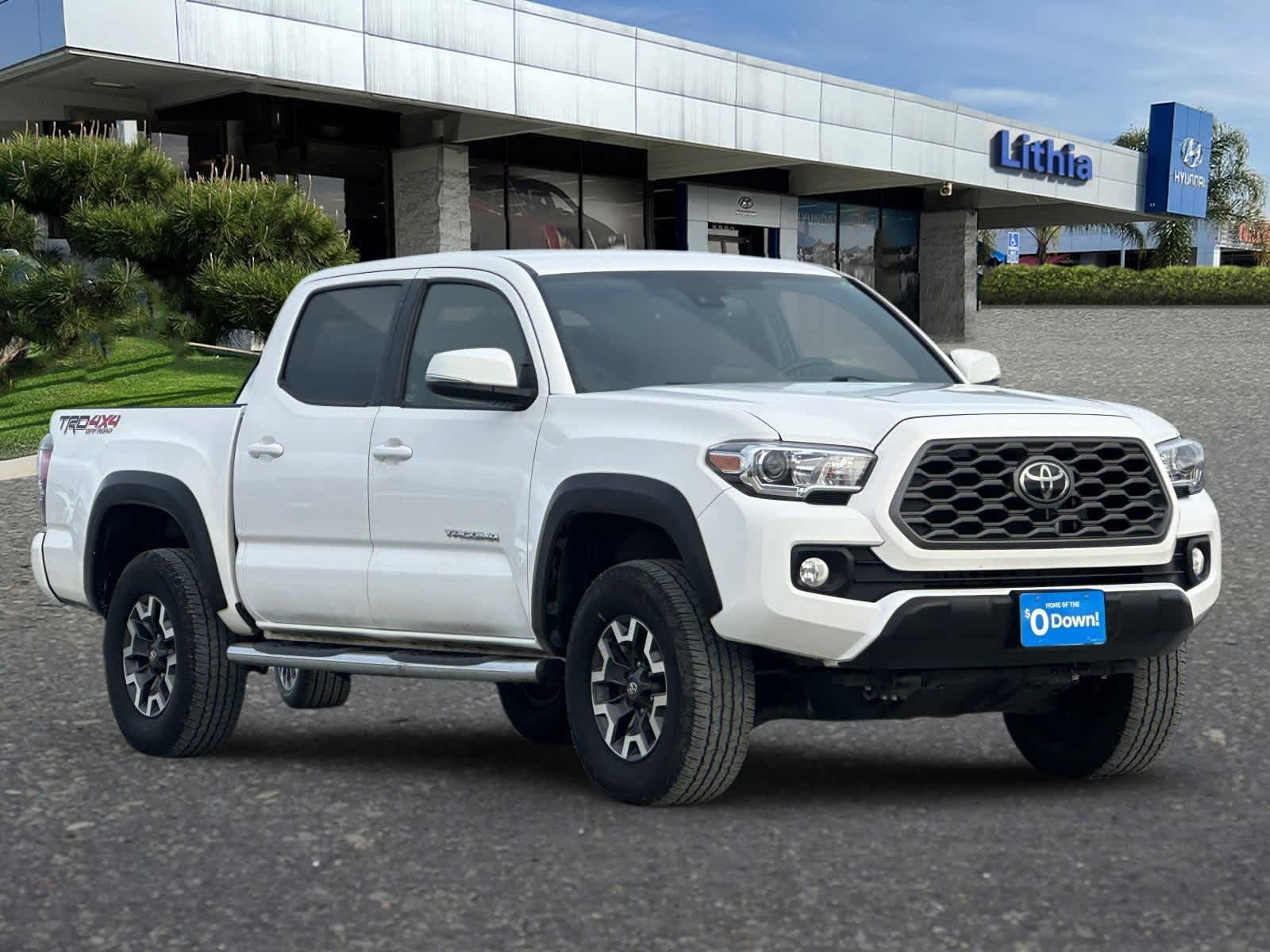 Thumbnail: 2022 Toyota Tacoma - 9