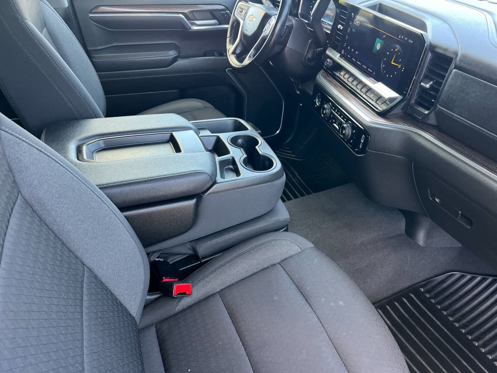 Thumbnail: 2024 Chevrolet Silverado 1500 - 16