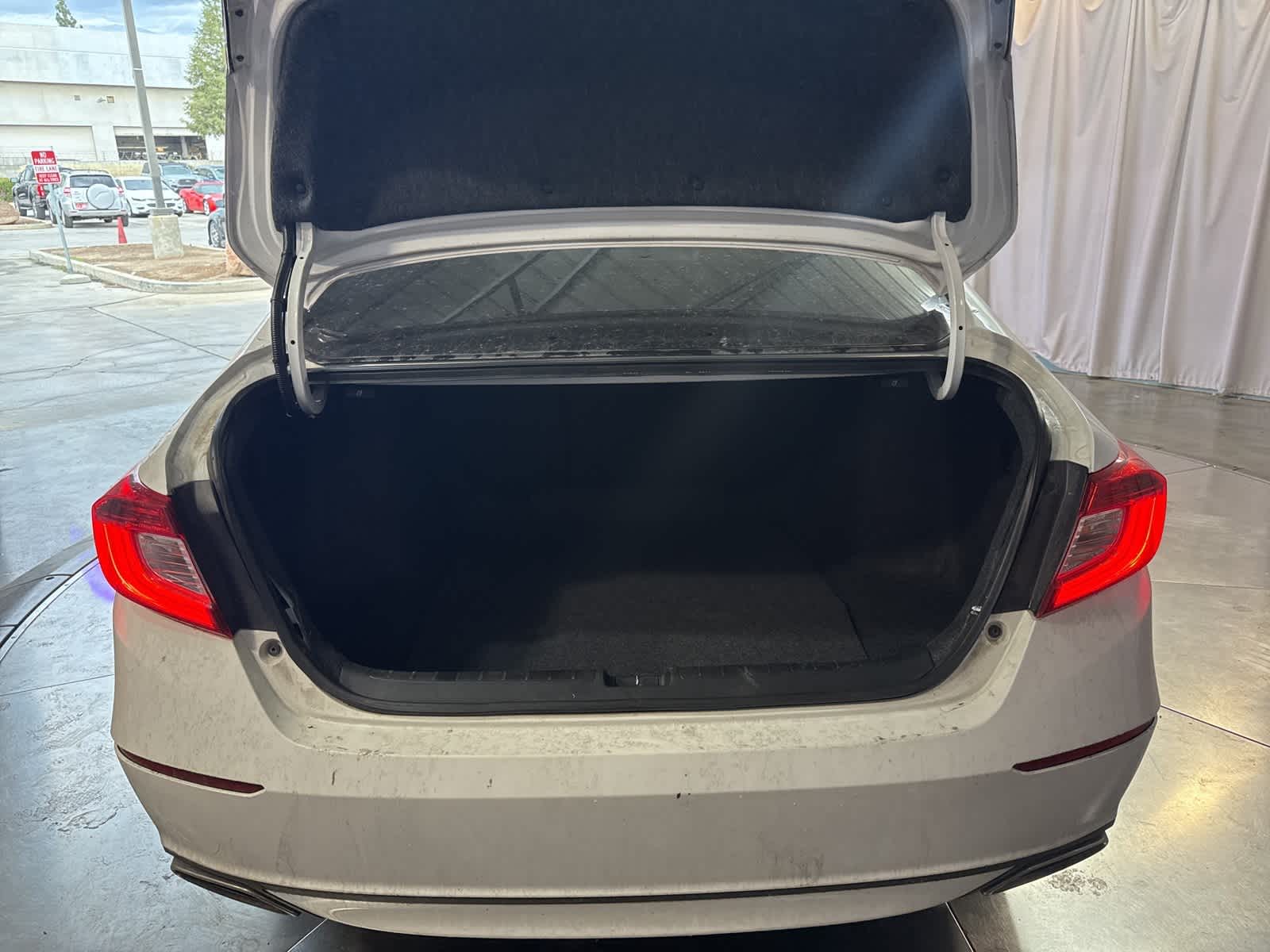 Thumbnail: 2022 Honda Accord - 12