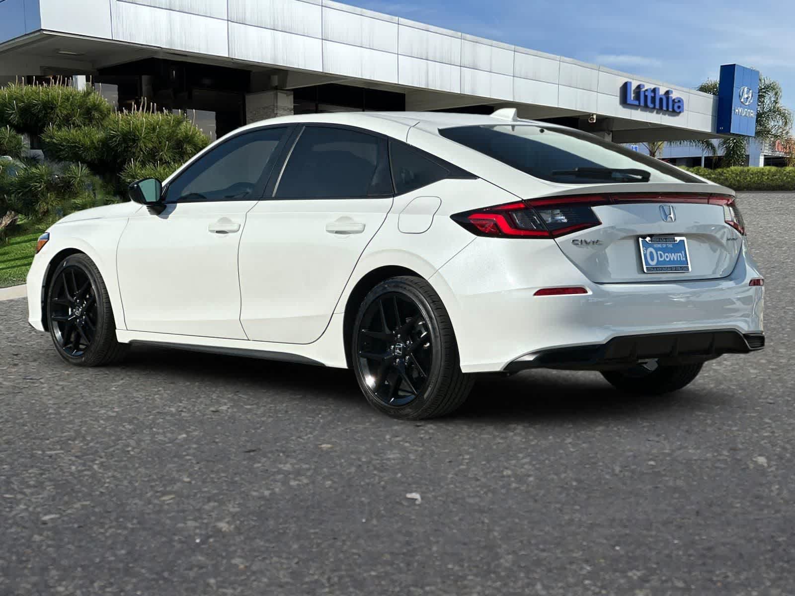 2025 Honda Civic Sport photo 3