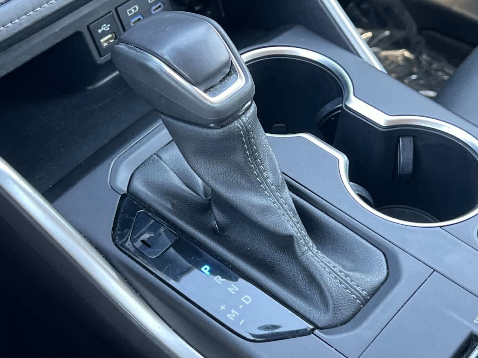 Thumbnail: 2022 Toyota Highlander - 22