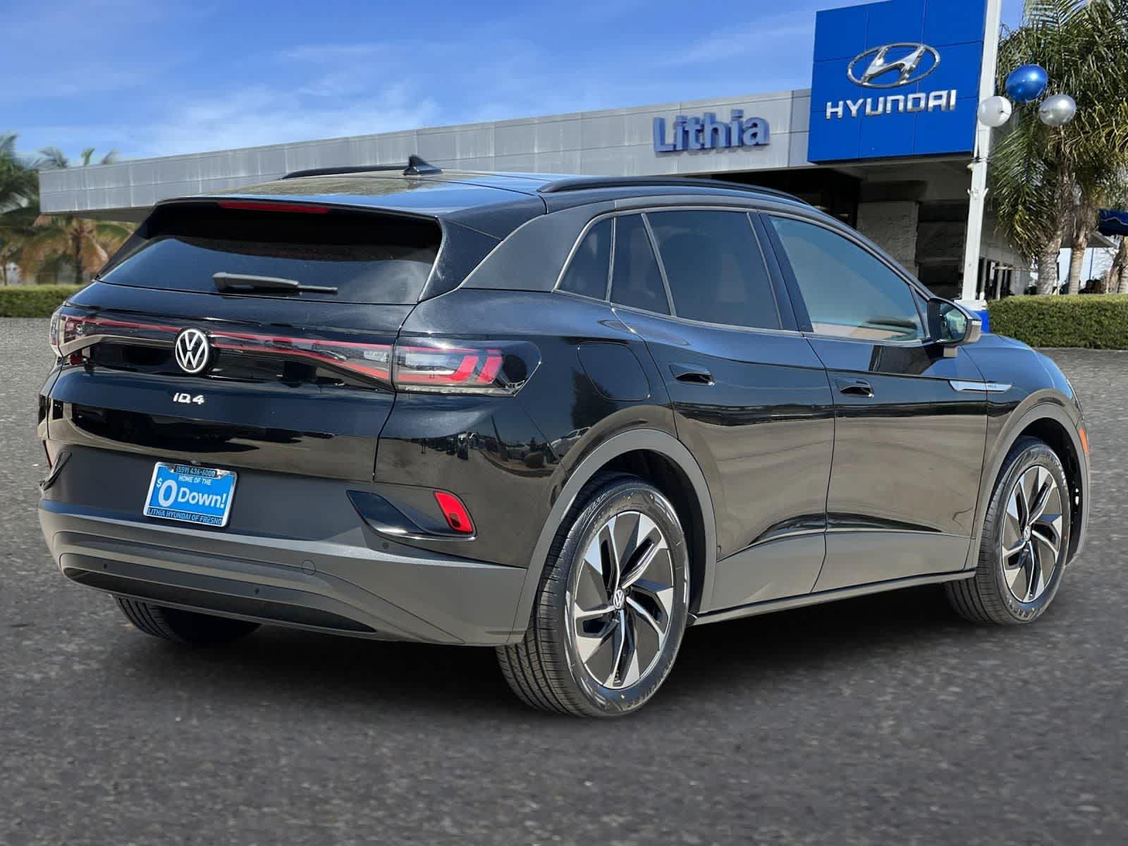 Thumbnail: 2022 Volkswagen ID.4 - 3