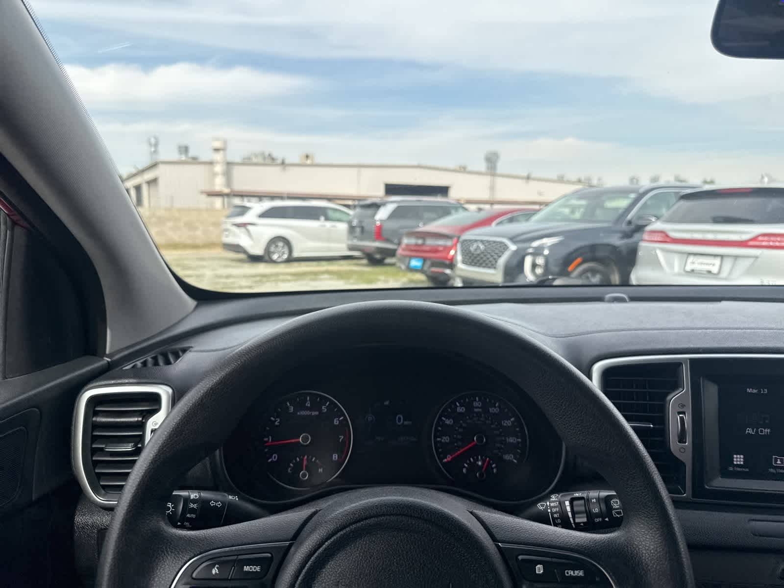 Thumbnail: 2017 Kia Sportage - 21