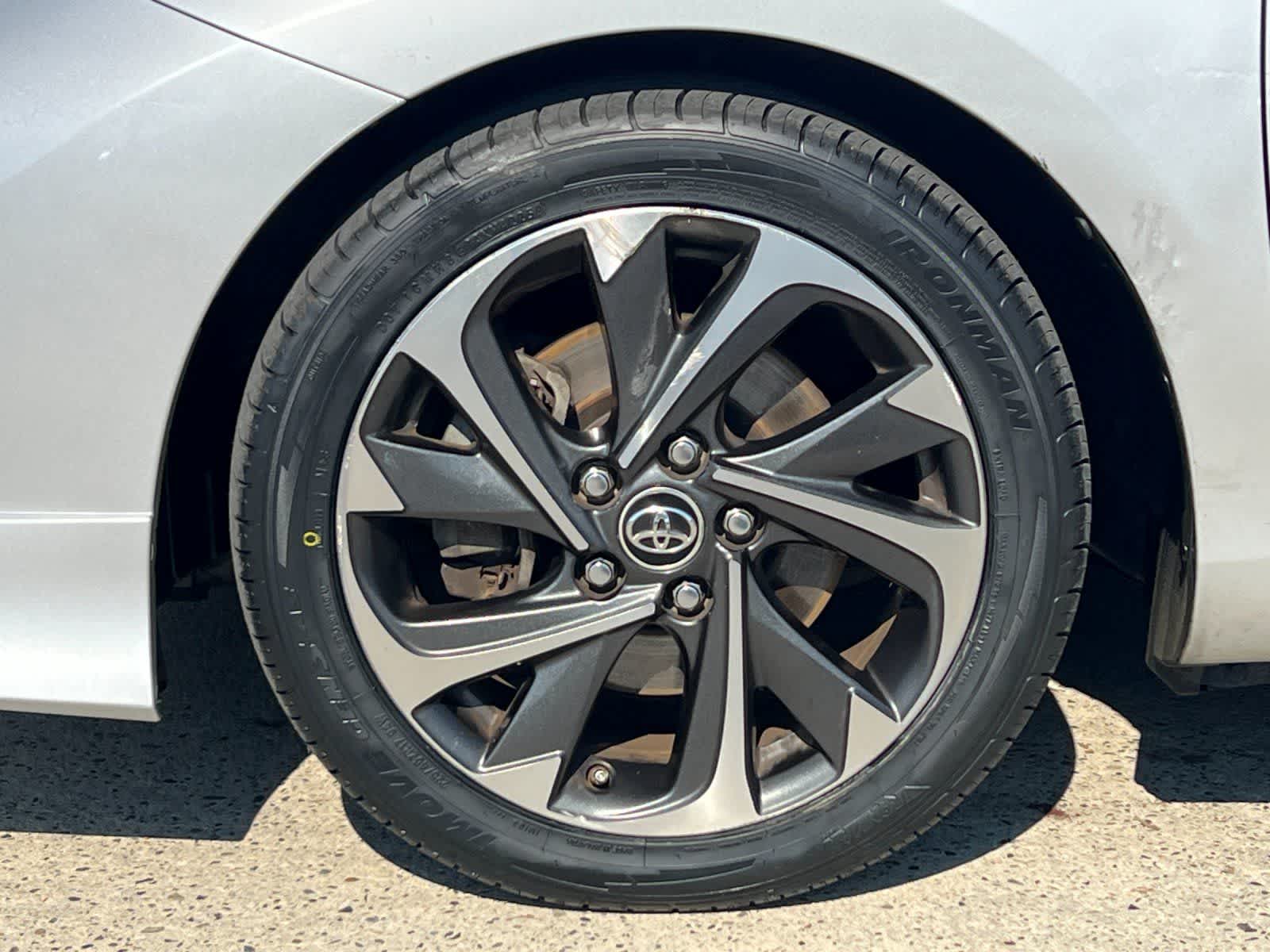 Thumbnail: 2017 Toyota Corolla iM - 25