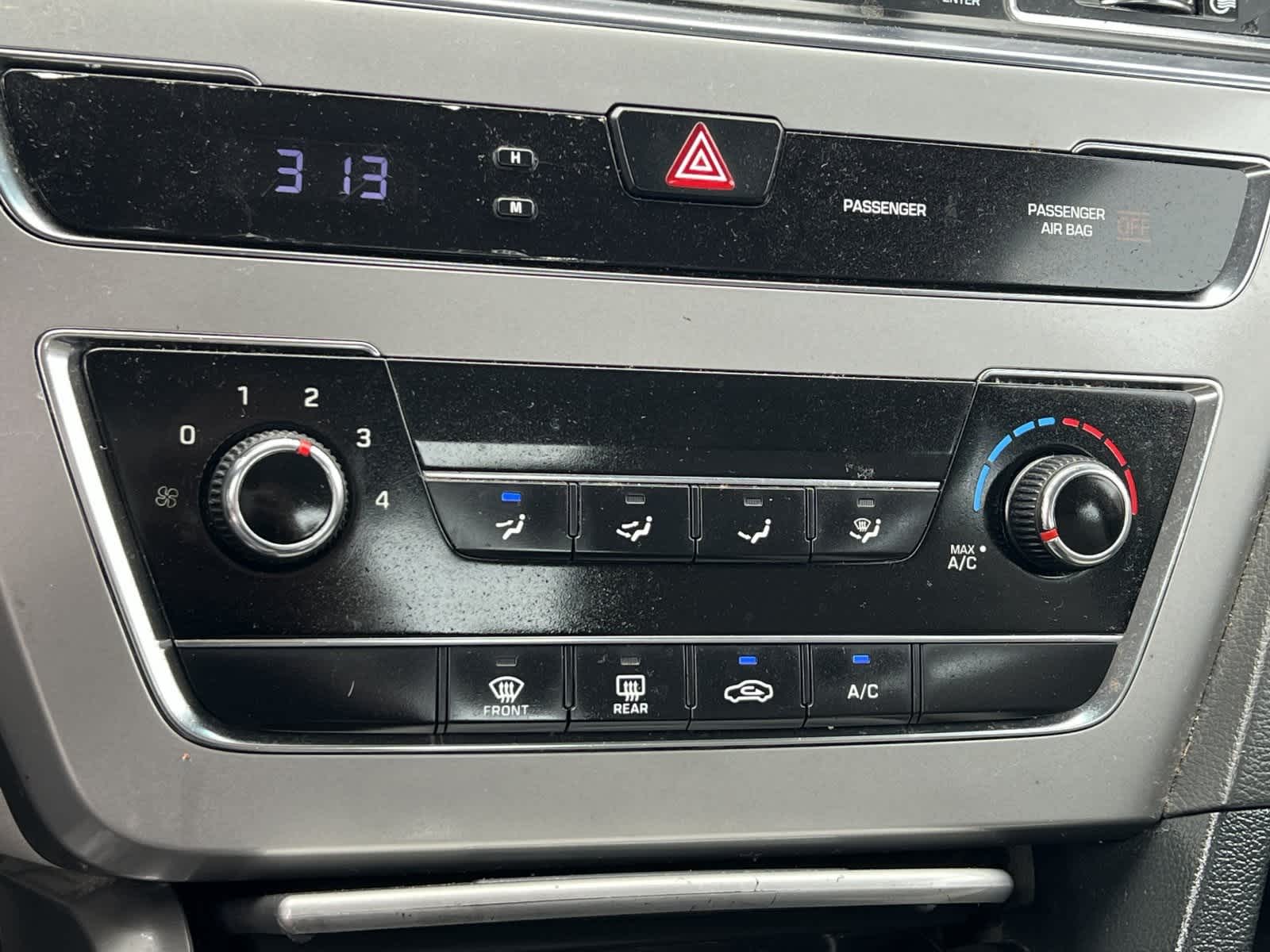 2017 Hyundai Sonata Base 18