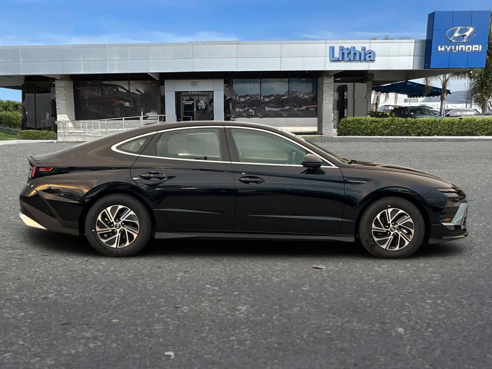 Thumbnail: 2026 Hyundai Sonata - 9