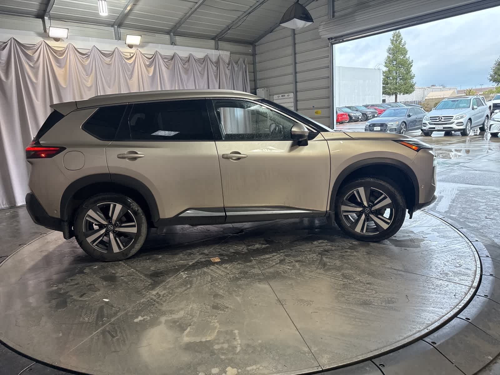 Thumbnail: 2021 Nissan Rogue - 4