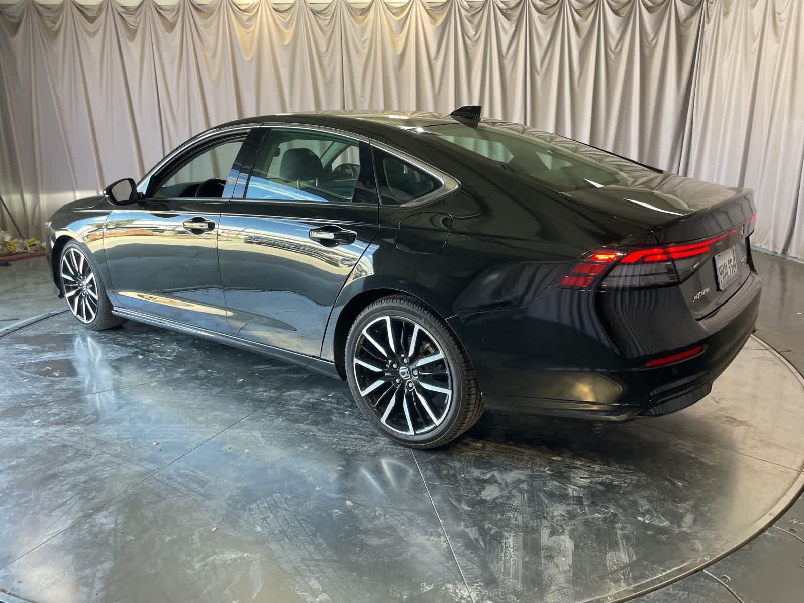 2024 Honda Accord Hybrid Touring photo 5