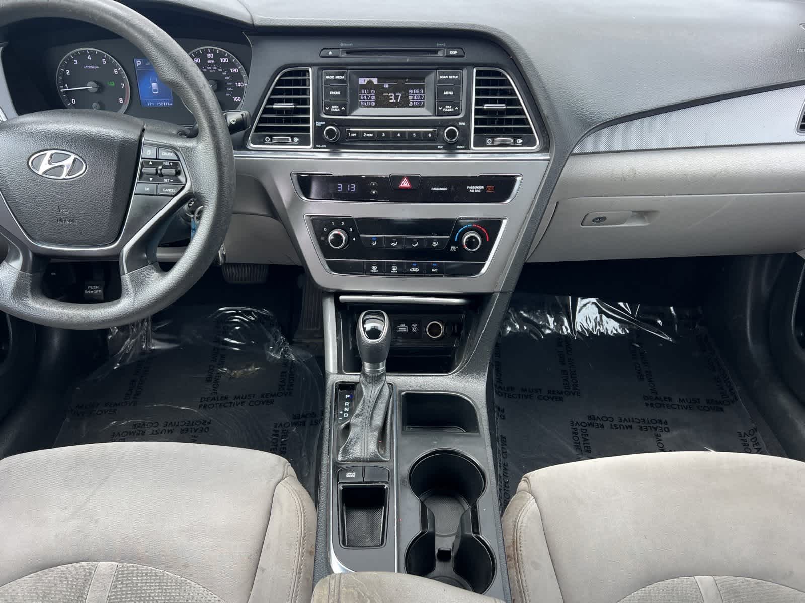2017 Hyundai Sonata Base 3