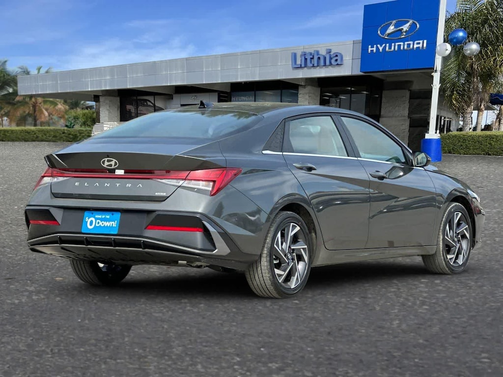 New 2025 Hyundai Elantra Hybrid Limited Sedan
