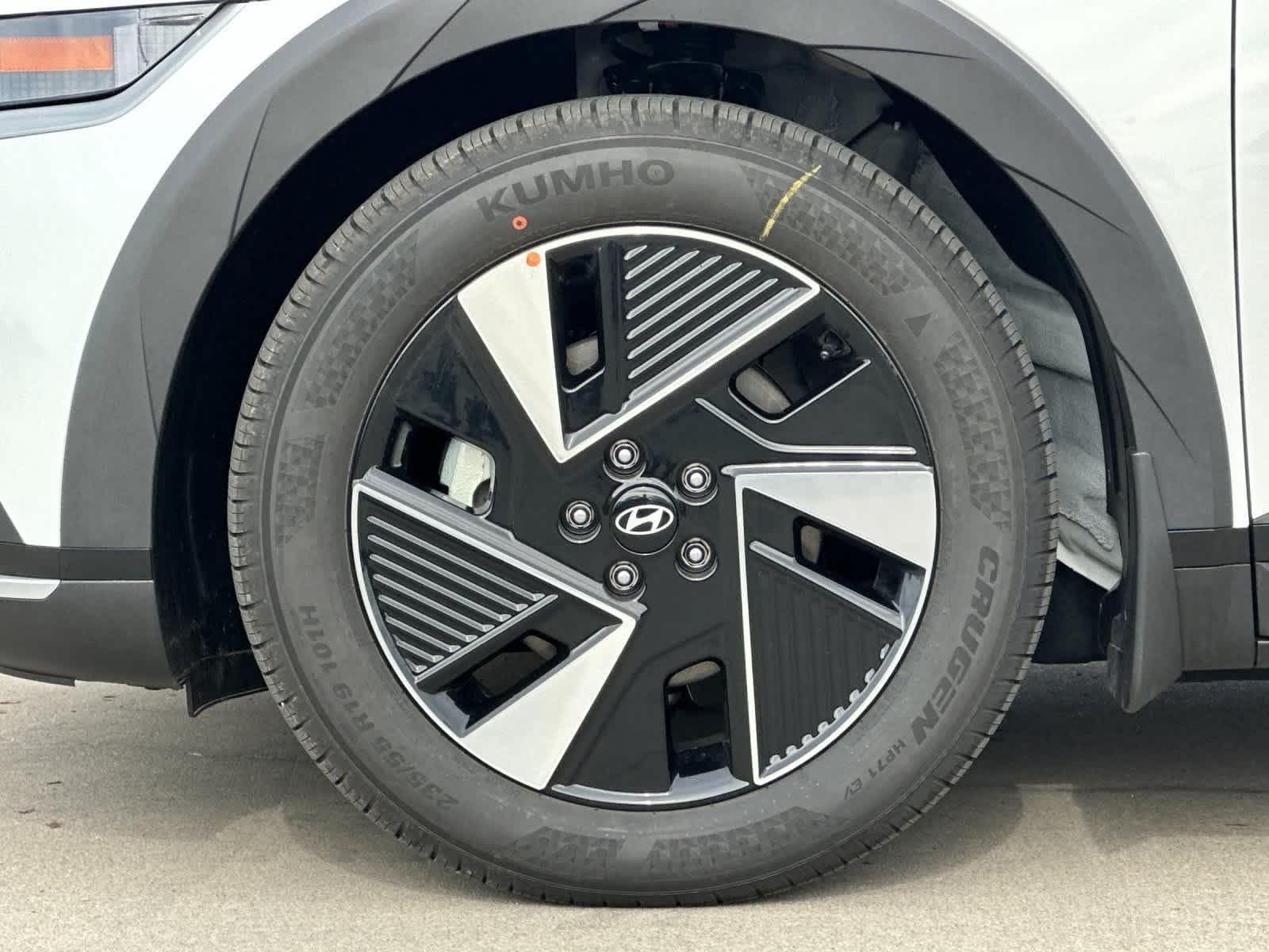 Thumbnail: 2026 Hyundai Ioniq 5 - 26