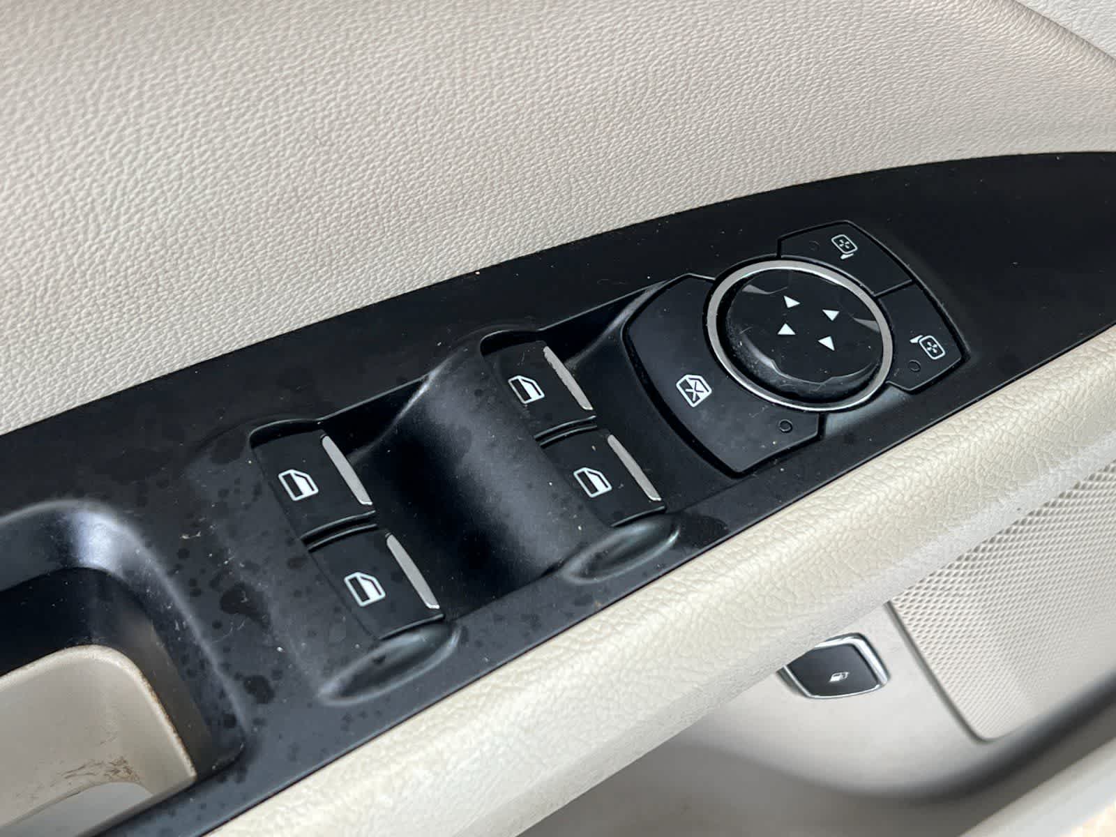 Thumbnail: 2017 Ford Fusion - 14