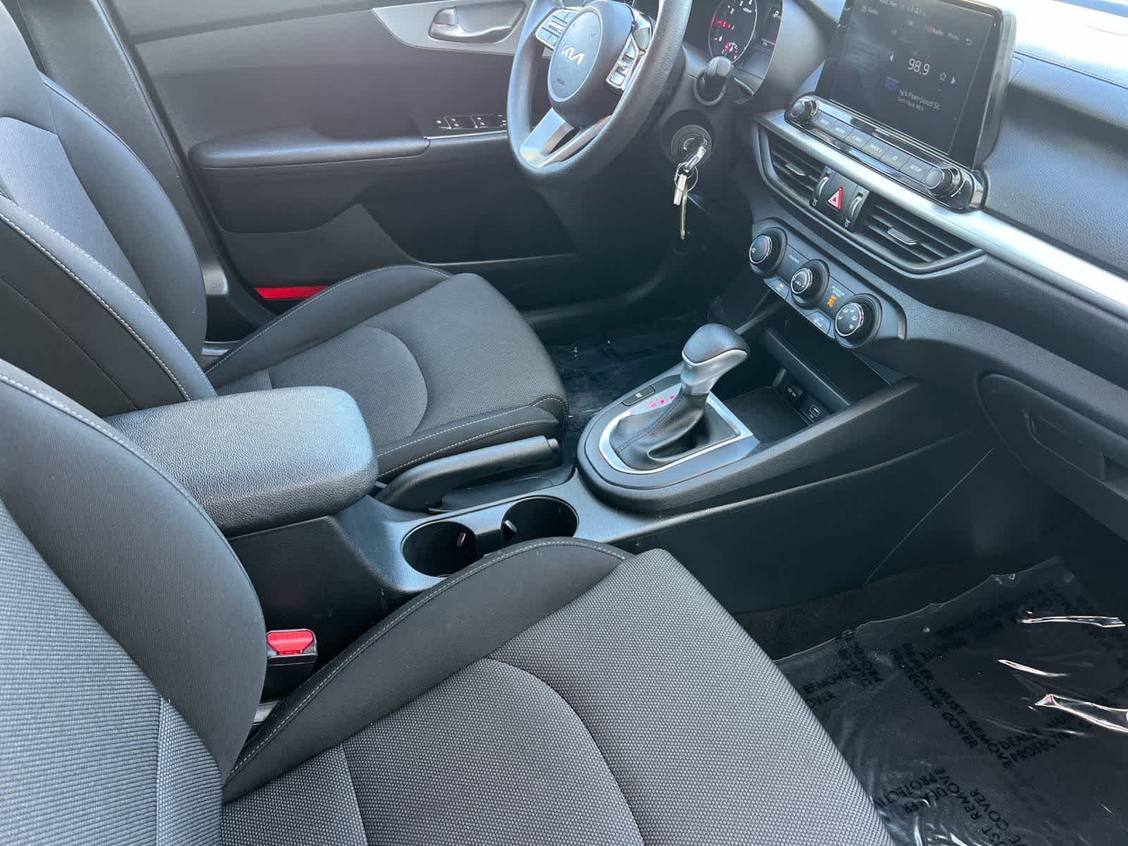 Thumbnail: 2023 Kia Forte - 16