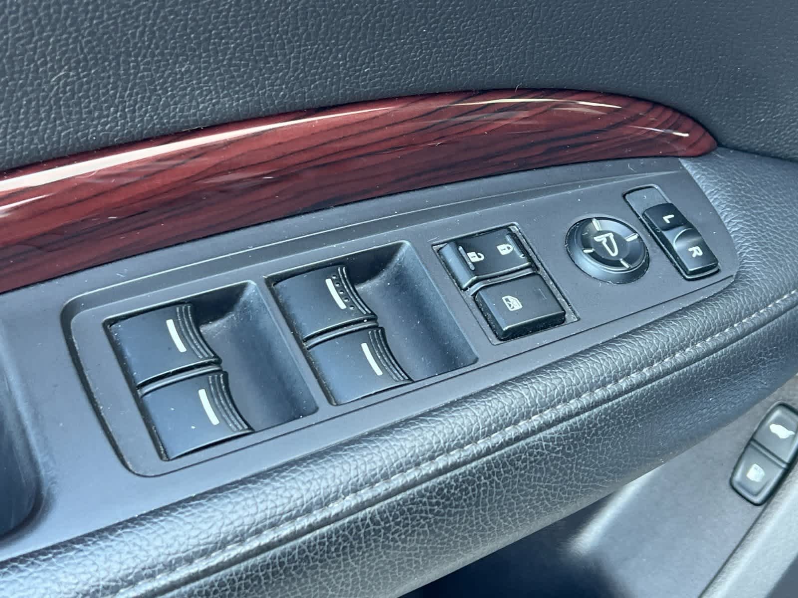 Thumbnail: 2016 Acura MDX - 14