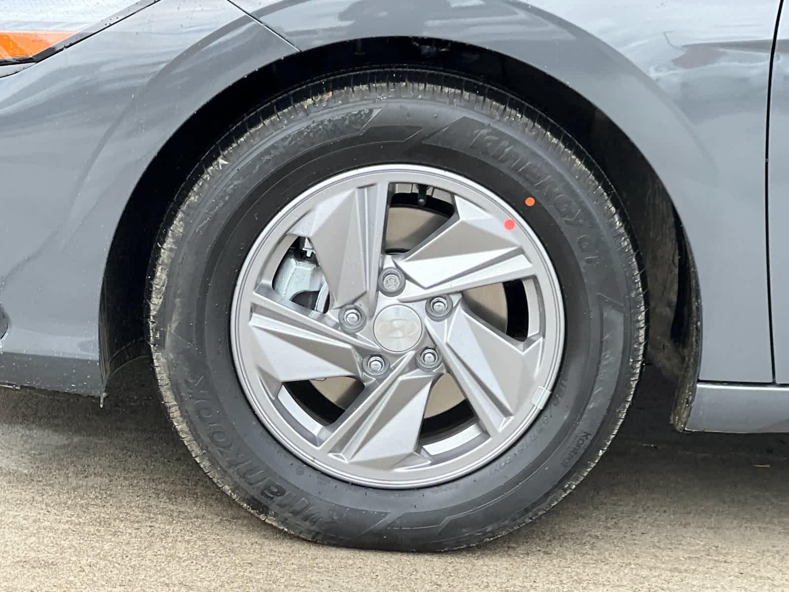 Thumbnail: 2025 Hyundai Elantra - 23