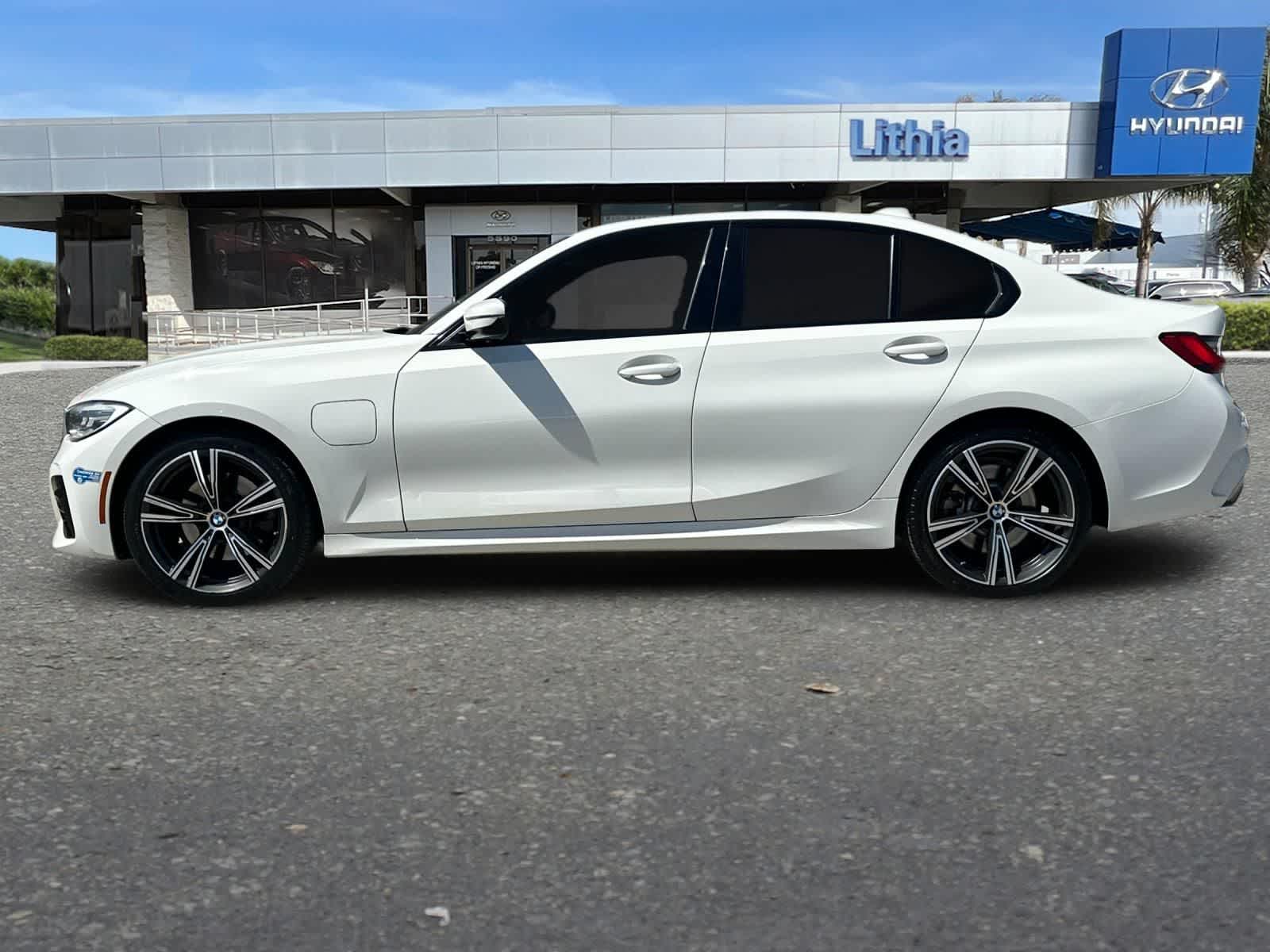 Thumbnail: 2021 BMW 3 Series - 6