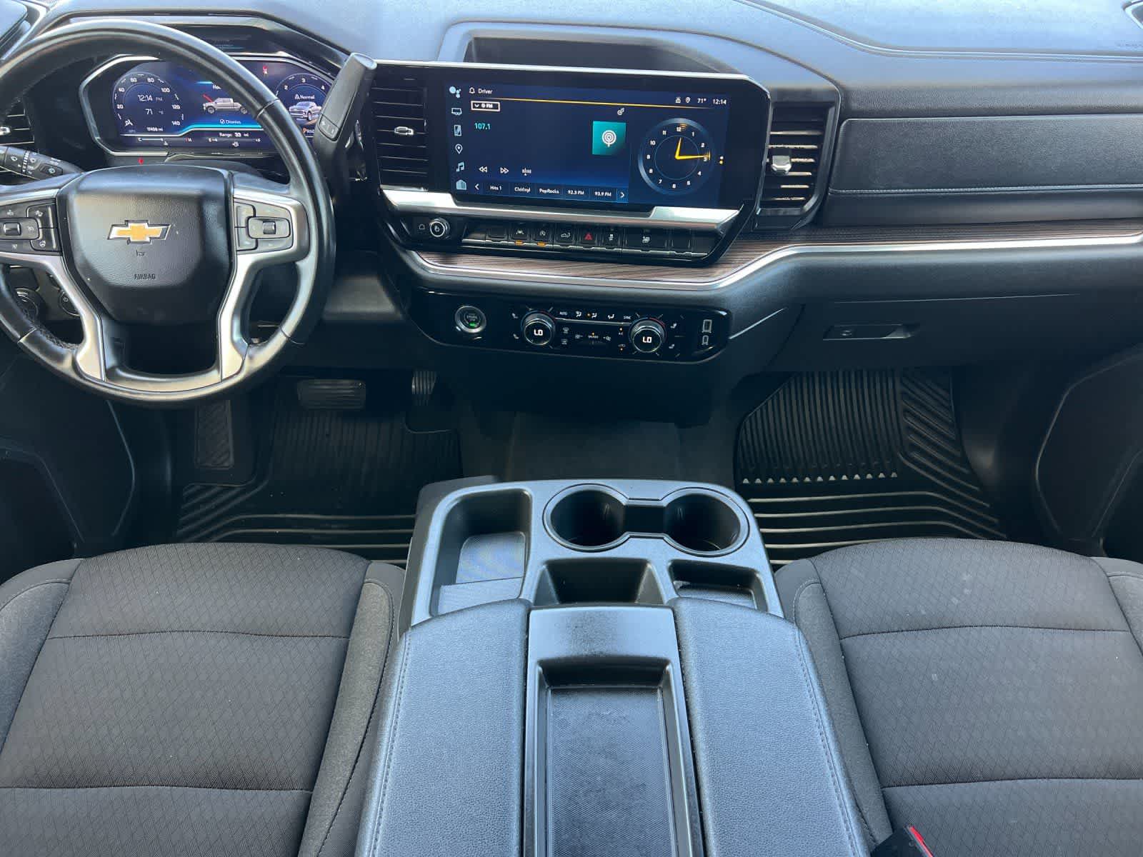 Thumbnail: 2024 Chevrolet Silverado 1500 - 4