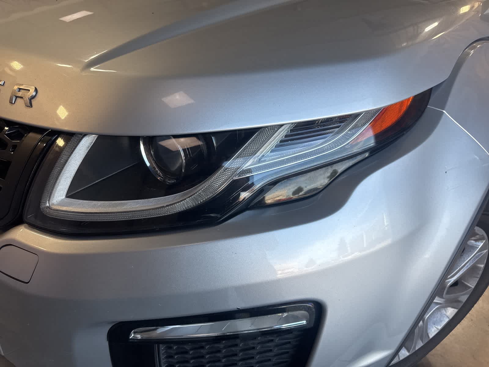 Thumbnail: 2019 Land Rover Range Rover Evoque - 8