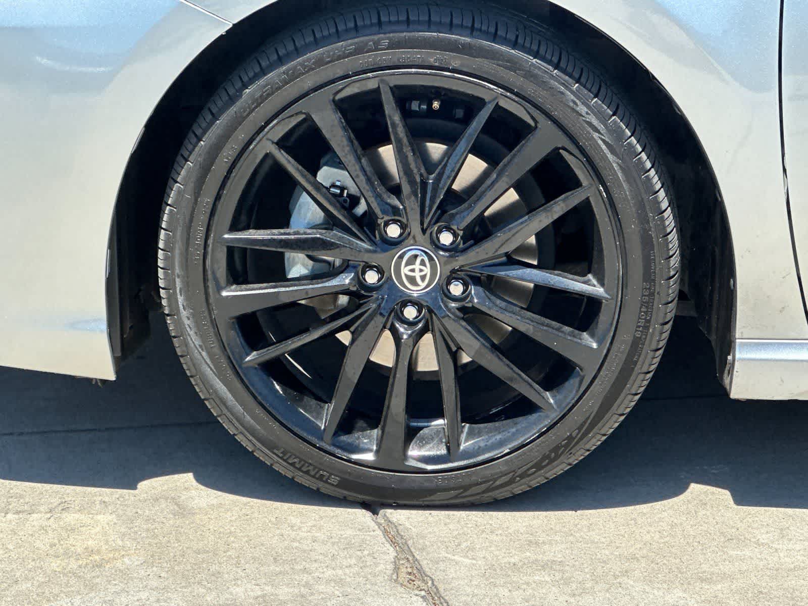 Thumbnail: 2021 Toyota Camry - 26
