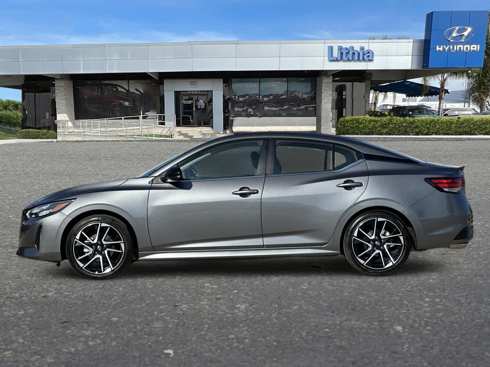 Thumbnail: 2025 Nissan Sentra - 5