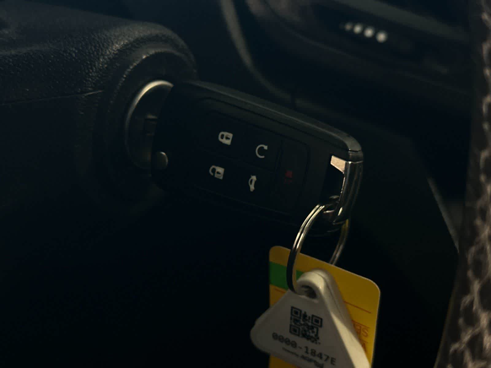 Thumbnail: 2013 Chevrolet Equinox - 28