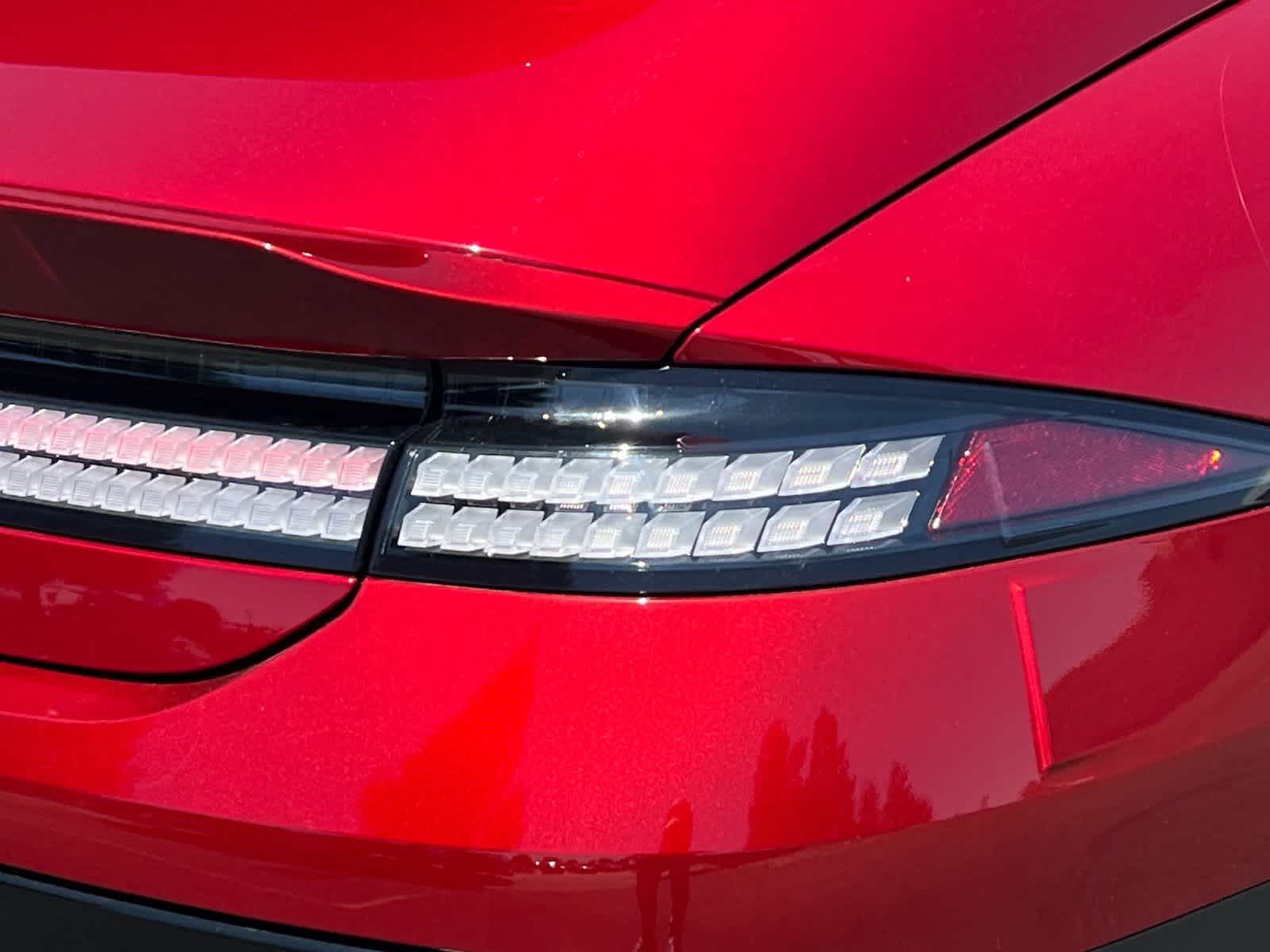 Thumbnail: 2025 Hyundai Ioniq 6 - 26